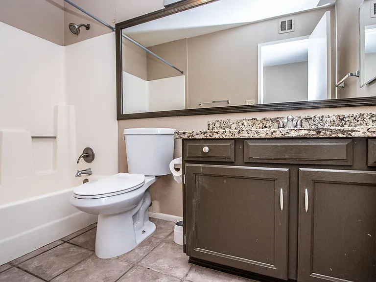 540 N May St #3143 — Photo 20