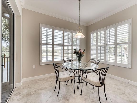 3rd image of 10352 Autumn Breeze DR #202