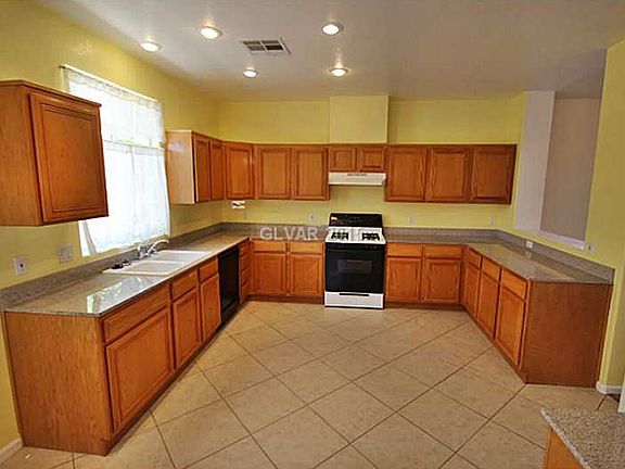 2nd image of 1388 Baja Grande Ave