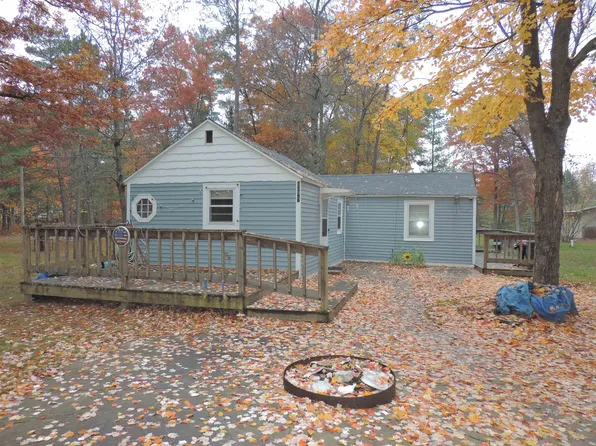 11796 Tracey Ln, Crivitz, WI 54114