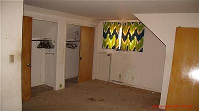 4th image of 2208 Fairport Ave