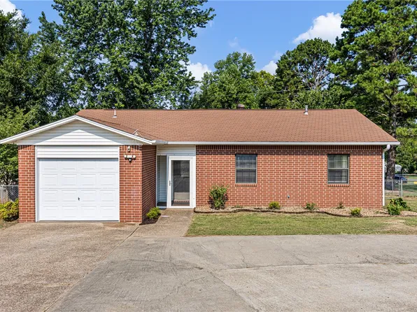 35 Crestline Dr, Dover, AR 72837