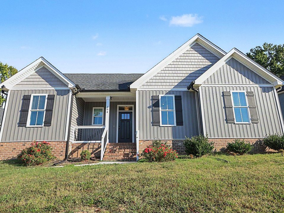 1st image of 104 Averly Ct