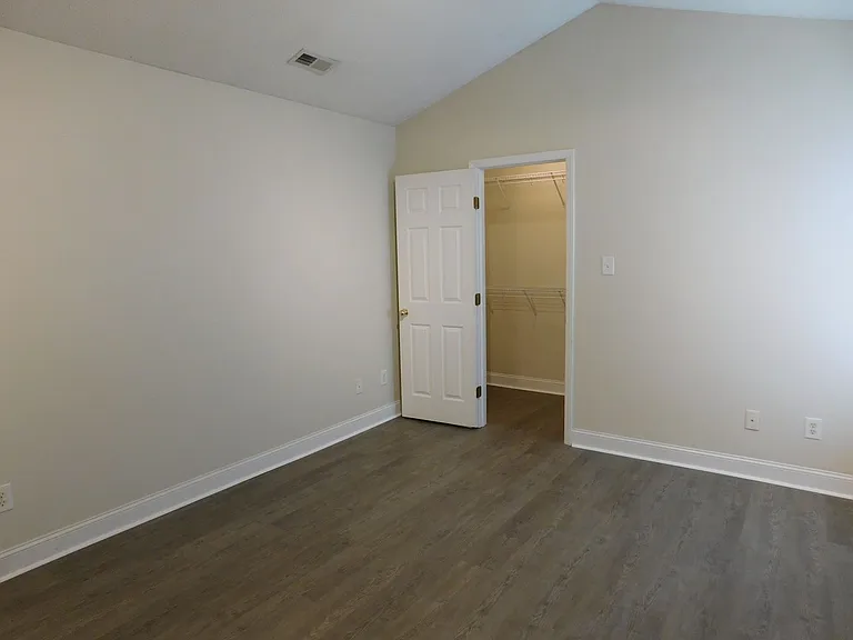 223 Church Hill Ct — Photo 9
