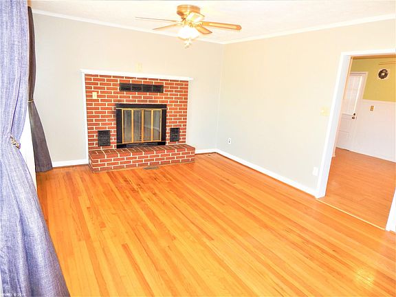 2nd image of 7598 Old Peppers Ferry Loop