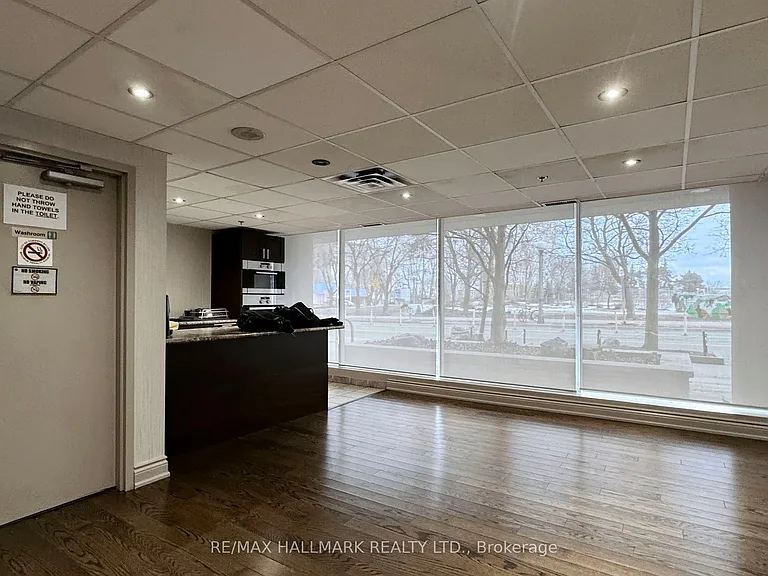 650 Queens Quay W #1121 — Photo 30