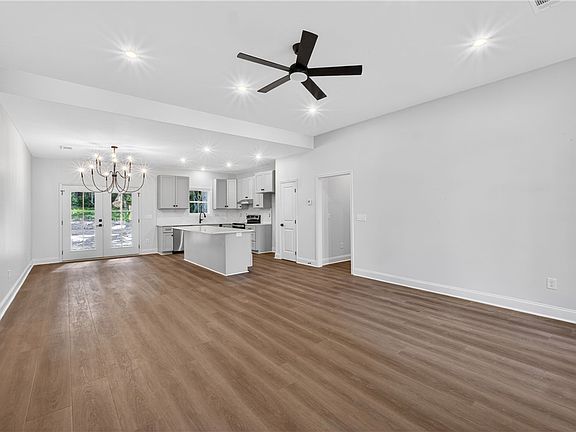 5th image of 107 Lee Road 2058