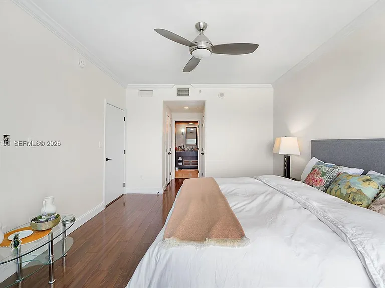 6799 Collins Ave #1103 — Photo 16