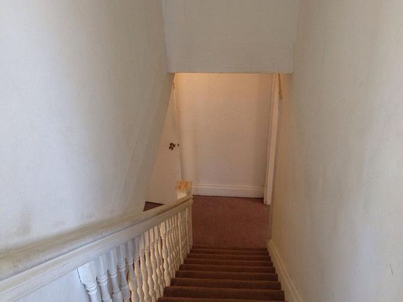 This unit has 2 stories!