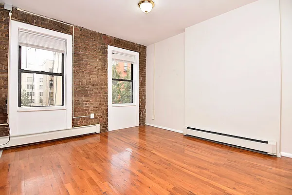 Rented by Bohemia Realty Group | media 11