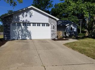1132 Fox Orchard Run, Fort Wayne, IN 46825
