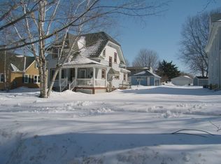303 S 4th St, Mount Horeb, WI 53572