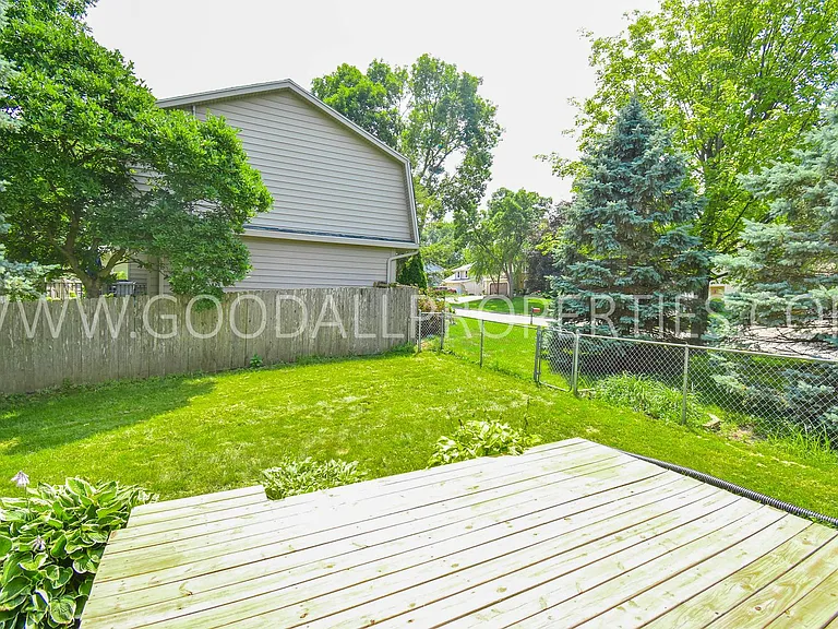1313 NW 92nd St — Photo 15