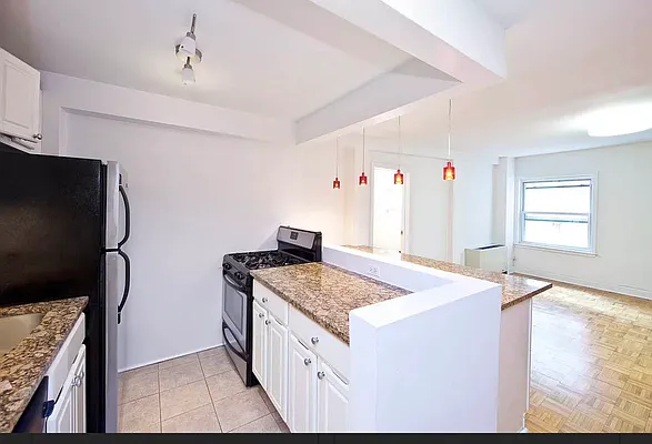 Rented by REAL New York | media 15