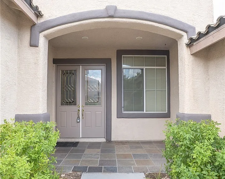 7861 Darby Ave — Photo 8