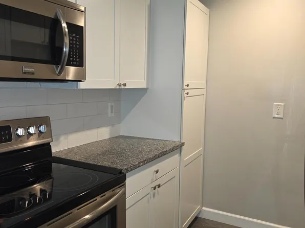 28 Allegheny Ave APT 1106, Towson, MD 21204