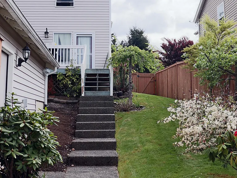 Flagstone walkway
