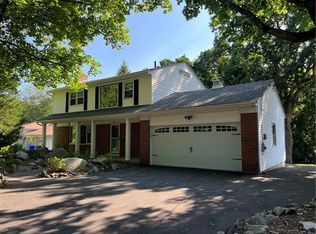 697 Woodward Rd, North Providence, RI 02904