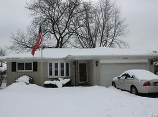 22427 Cranbrook St, Woodhaven, MI 48183