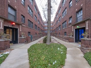 624 W Surf St APT 3A, Chicago, IL 60657
