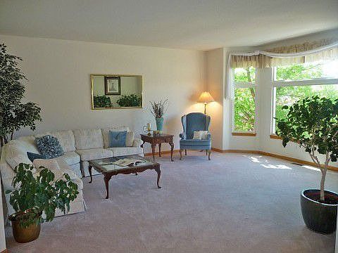 Elegant formal living room