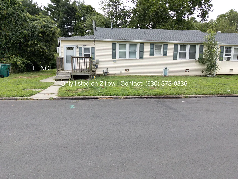 1201 Schumacher Dr