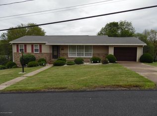 31 Stanley St, Hanover Township, PA 18706