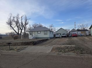 540 Dayton St, Wolf Point, MT 59201