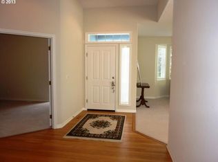 19235 Pine Pl, Oregon City, OR 97045