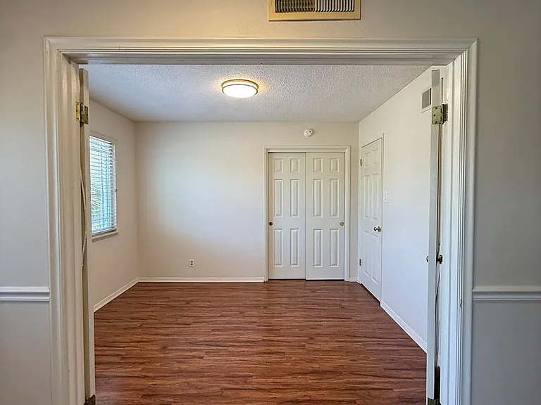 735 Patterson Rd — Photo 23