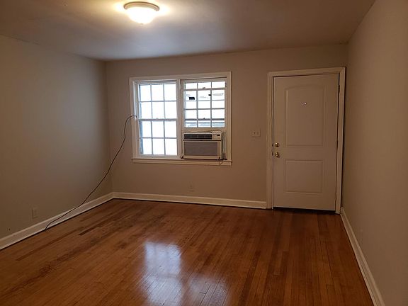 5th image of 11 Averill St Unit A
