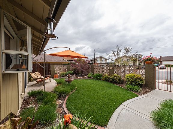 4th image of 1232 La Sombra Ct
