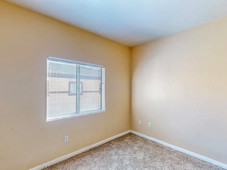 4915 E Russell Rd #145-7 — Photo 25