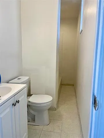 219 Park Ave #9 — Photo 6