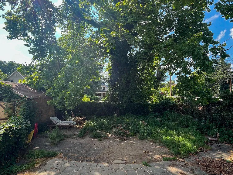 103 Newell Ave — Photo 9
