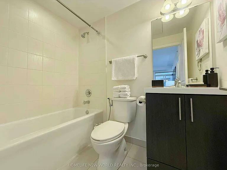 28 Prince Regent St #338 — Photo 33
