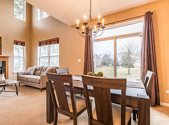 4th image of 2824 White Thorn Cir