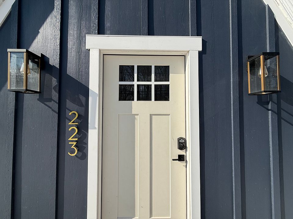1st image of 223 Sparta Ave