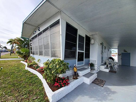 3rd image of 10546 1st St N