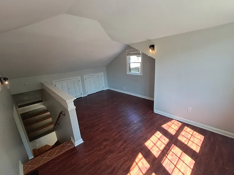 568 Valleywood Dr — Photo 28