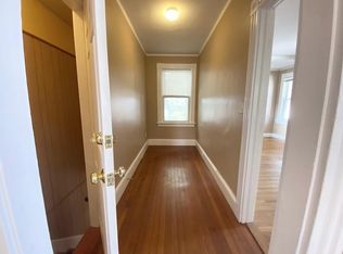 9 Thurston Ave #2, Newport, RI 02840