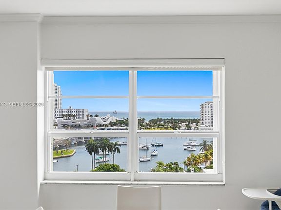 4th image of 340 Sunset Dr APT 1210