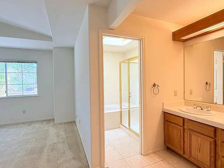 1126 Vista Pointe Cir — Photo 28