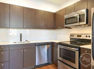 428 Broadway Tpke, Camden, NJ 08103