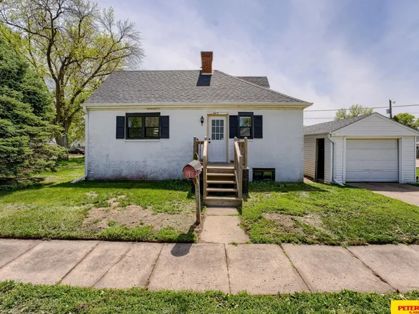 949 E 4th St, Fremont, NE 68025