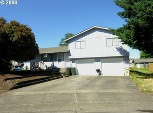 528 Montanya St SW, Albany, OR 97322
