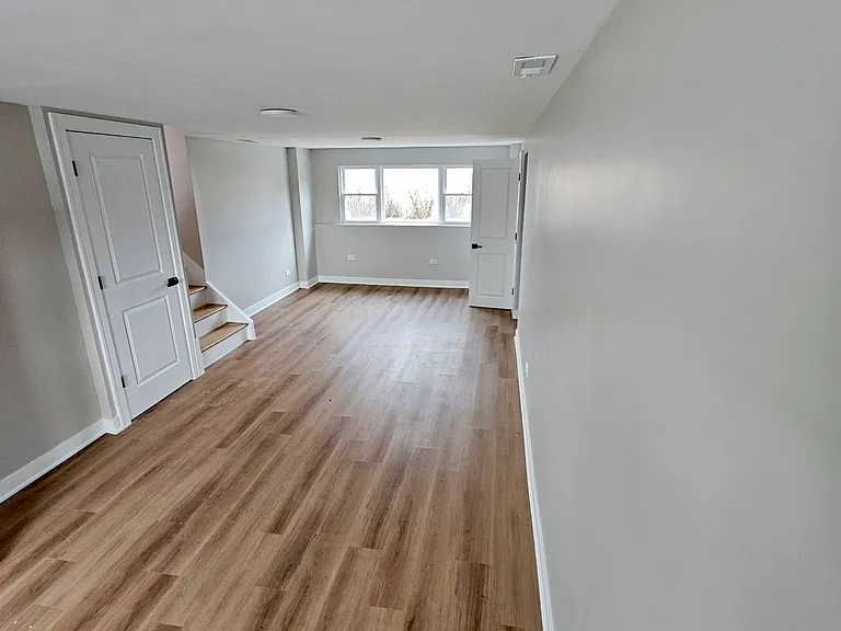 1601 N 9th Ave — Photo 9