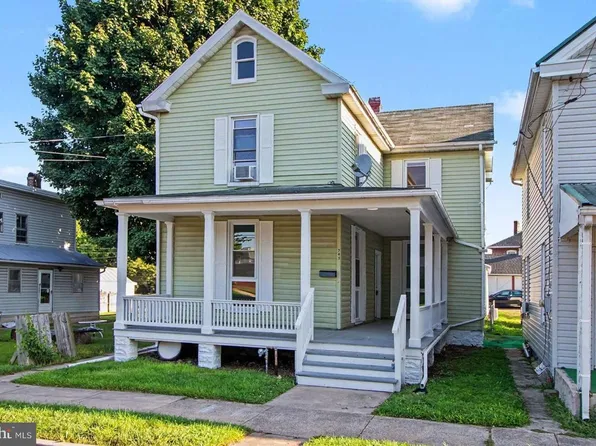 745 E Washington St, Chambersburg, PA 17201
