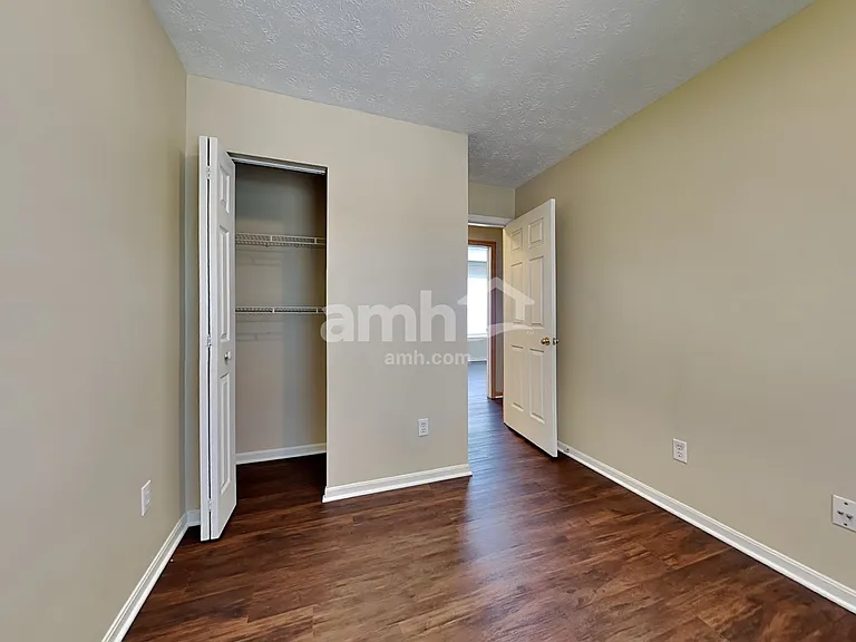 2565 Chateaugay Ct — Photo 20