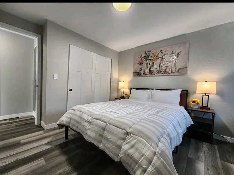 1737 S 305th Pl #D — Photo 3